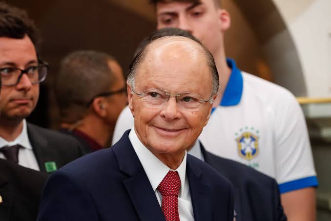 JUSTIÇA CONDENA EDIR MACEDO E RECORDA PAGAR R$ 1,5 MILHÃO POR FALA HOMOFÓBICA