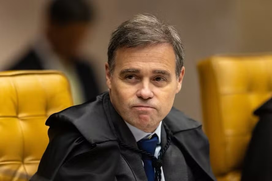 MENDONÇA DERRUBA SIGILO DE PAGAMENTOS DE VORCARO